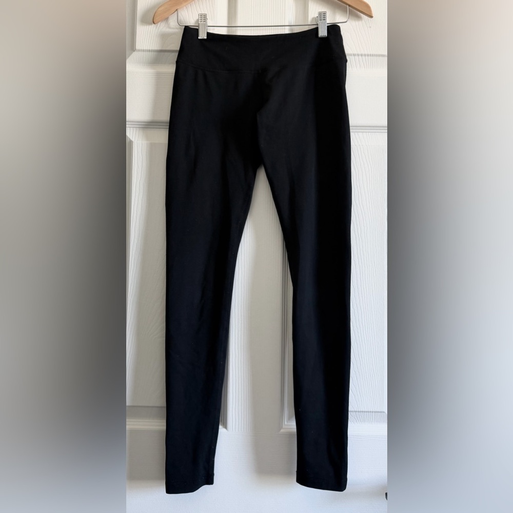 Zella Woman’s Black Leggings